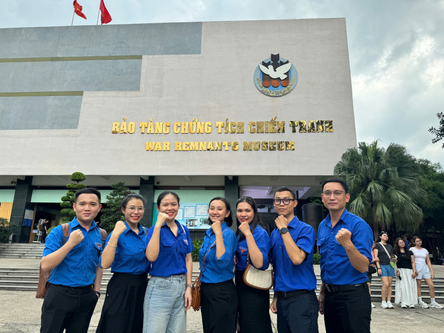 Tự hào 80 năm Ngày Quốc khánh Việt Nam - Học tập và rèn luyện vì một Việt Nam tươi đẹp